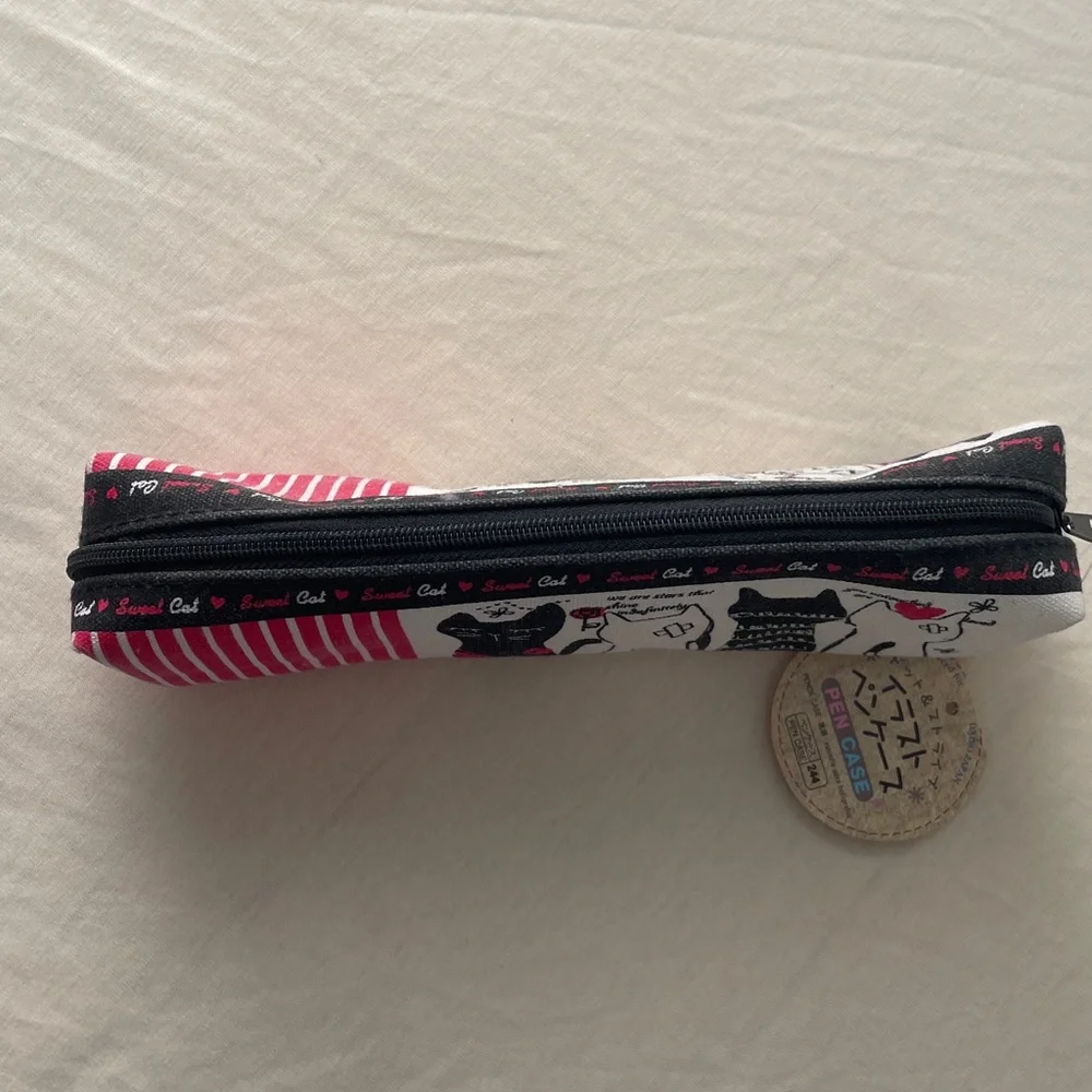 Daiso Black and Pink Cat Design Pen Case
